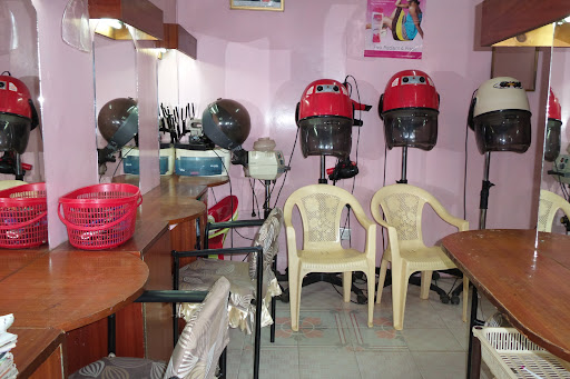 Serenity Beauty Parlour Salon & Kinyozi