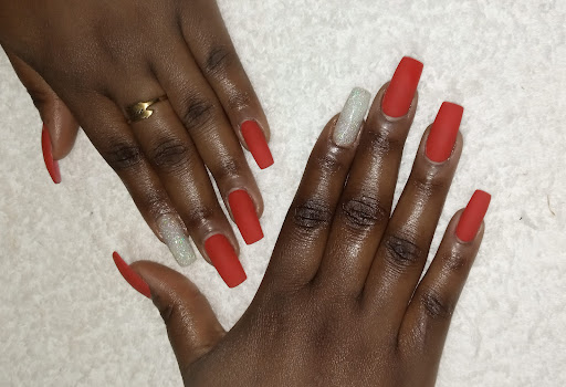 Dazzling Nailspa