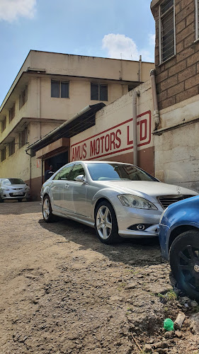 Amus Motors