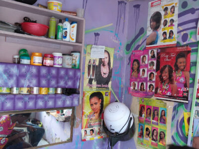 Lizz Salon