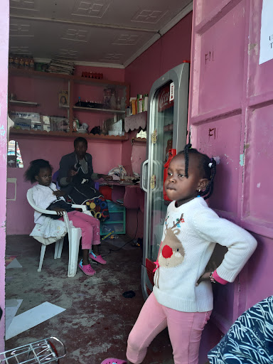 Queens Land Salon